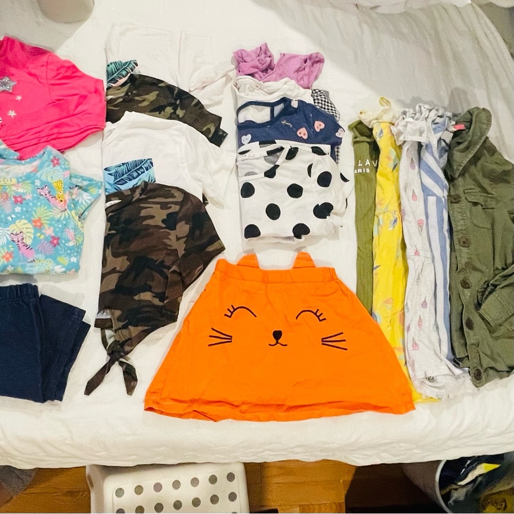 Girls 7yrs Clothing Lot/Bundle - 17 pieces